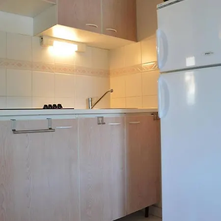 3 Pieces / Mezz 8 Couchages Cap D'agde Villa