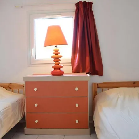 3 Pieces / Mezz 8 Couchages Cap D'agde *